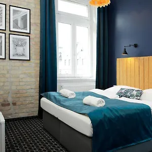 Hotel Giselle Vintage Doubles - Adults Only