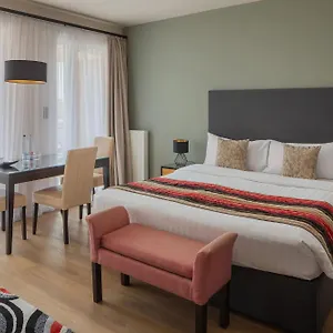 Escala & Отель