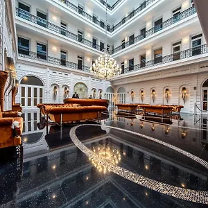 Hotel Prestige