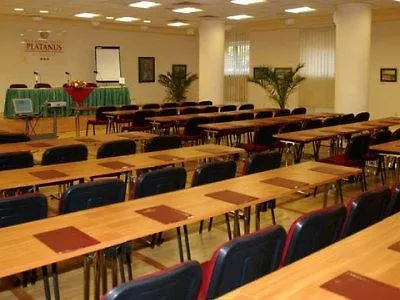 Hunguest Hotel Platanus Будапешт Венгрия