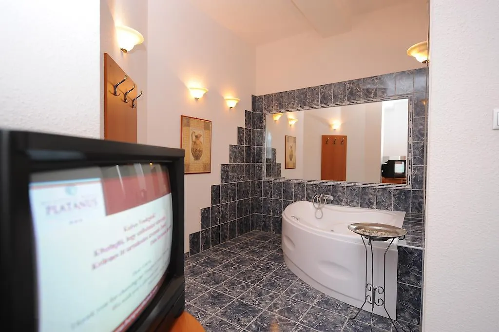 Hunguest Hotel Platanus Будапешт