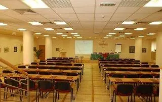 Hunguest Hotel Platanus Будапешт